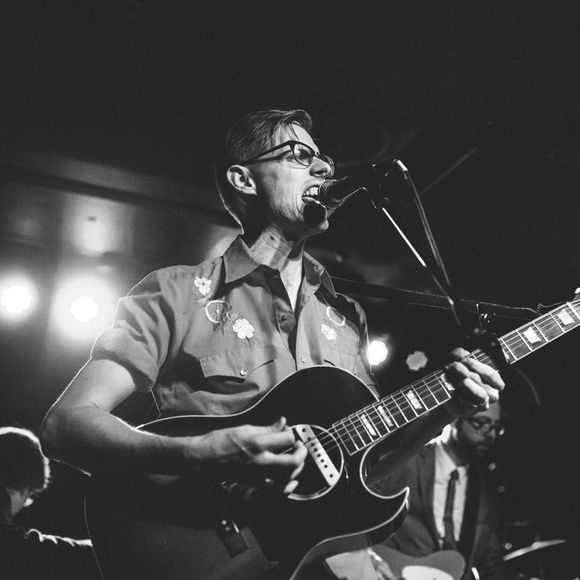 I’m Jared. I sell my wife’s clothes. - Picture 1 of 1